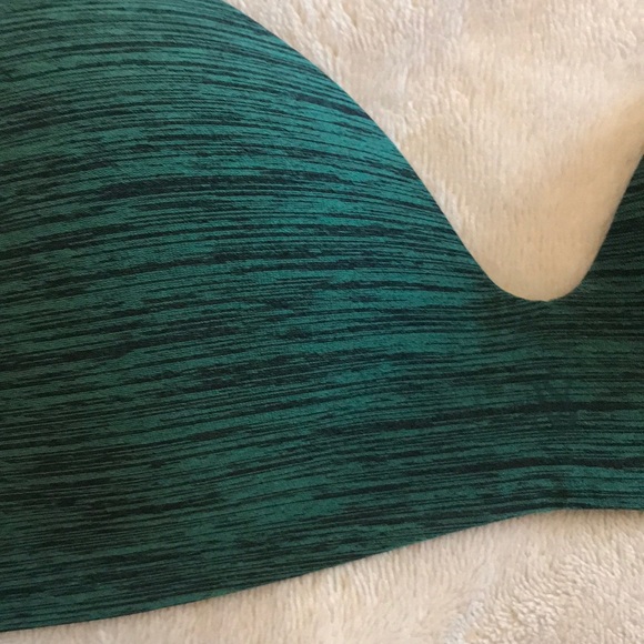 Bra - Picture 2 of 6